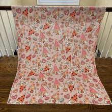 Load image into Gallery viewer, Blanket - Gnomes Cake Pop