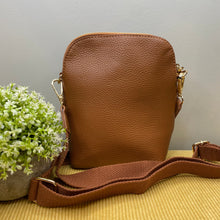 Load image into Gallery viewer, Evelyn Crossbody Purse - Camel