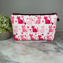 Load image into Gallery viewer, Pouch - Cat, Hearts