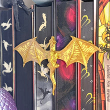 Load image into Gallery viewer, 3d Printed Dragon Book Spine Hugger Bookshelf Decor