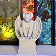 Load image into Gallery viewer, 3d Printed Gargoyle Bookshelf Decor