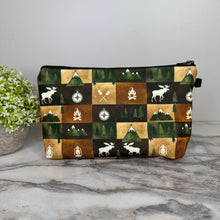 Load image into Gallery viewer, Pouch - Camping Mountain Outdoors
