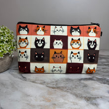 Load image into Gallery viewer, Pouch - Cat Head Squares