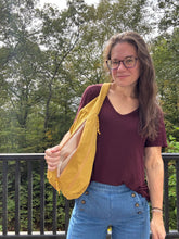 Load image into Gallery viewer, Serena Handbag