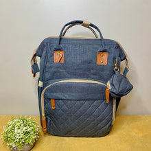 Load image into Gallery viewer, Emily Travel Bag - Quilted Solids