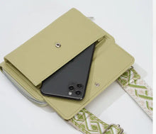 Load image into Gallery viewer, Alice Phone Wallet - PREORDER