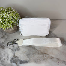 Load image into Gallery viewer, Rue - Nylon Wristlet Wallet - White