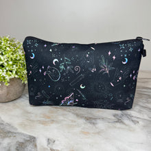 Load image into Gallery viewer, Pouch - Halloween - Witchy Things
