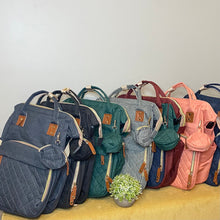 Load image into Gallery viewer, Emily Travel Bag - Quilted Solids