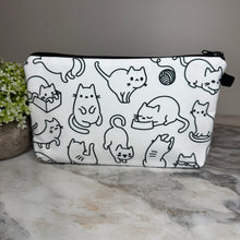 Load image into Gallery viewer, Pouch - Cat Outline