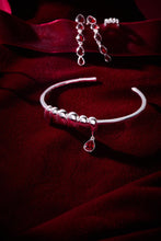 Load image into Gallery viewer, Vampire Teeth Fangs Cuff