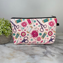 Load image into Gallery viewer, Pouch - Sewing