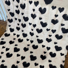 Load image into Gallery viewer, Blanket - Fur Hearts