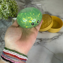 Load image into Gallery viewer, Squishy Toy - Viral Dumpling, Quick Squeeze Glitter - Mint