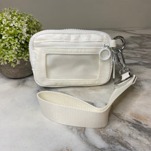 Load image into Gallery viewer, Rue - Nylon Wristlet Wallet - Solid