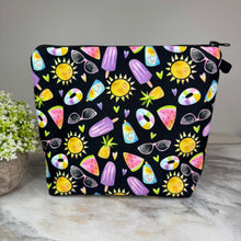 Load image into Gallery viewer, Pouch XL - Summer Things