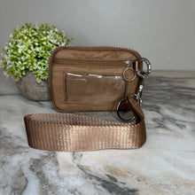 Load image into Gallery viewer, Rue - Nylon Wristlet Wallet - Solid