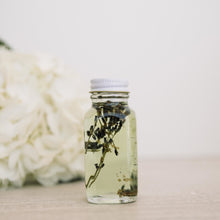 Load image into Gallery viewer, Bath Oil - Oily BlendsBath Oil