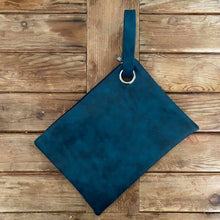 Load image into Gallery viewer, Oversized Clutch