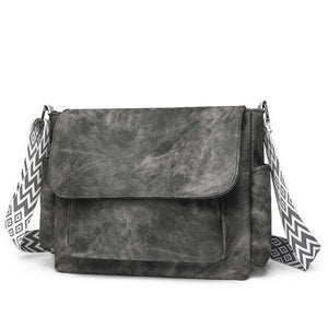 Elizabeth Flap Messenger Bag - PREORDER