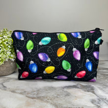 Load image into Gallery viewer, Pouch - Christmas - Lights
