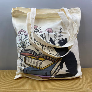 Tote Bag - Cat 6 - Books & Flowers