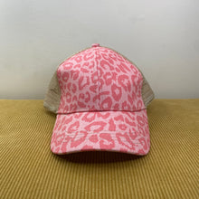 Load image into Gallery viewer, Hat - Pink Leopard Print
