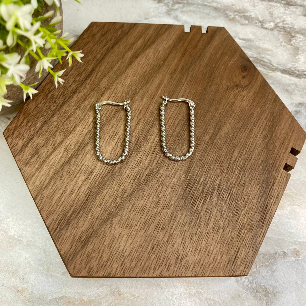 Metal Dangle Earrings - Silver Oval Hoops