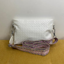 Load image into Gallery viewer, Robyn Woven Purse
