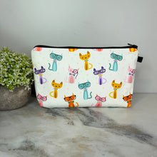 Load image into Gallery viewer, Pouch - Cats Nerdy Glasses
