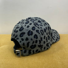 Load image into Gallery viewer, Hat - Mama Designs - Grey Blue Leopard
