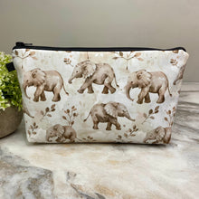 Load image into Gallery viewer, Pouch - Elephant
