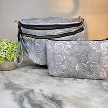 Load image into Gallery viewer, Bundled Set - Roni &amp; Pouch - Grey Swirl Roses
