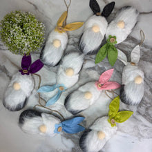 Load image into Gallery viewer, Gnome Ornament - Easter (Large)
