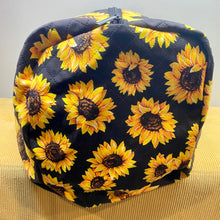 Load image into Gallery viewer, Weekender Duffle - Sunflower
