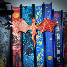 Load image into Gallery viewer, 3d Printed Dragon Book Spine Hugger Bookshelf Decor
