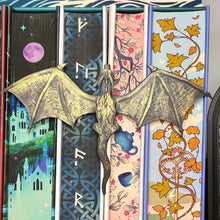 Load image into Gallery viewer, 3d Printed Dragon Book Spine Hugger Bookshelf Decor

