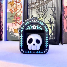 Load image into Gallery viewer, 3d Printed Mini Bookshelf Fidget Clicker
