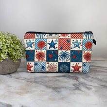 Load image into Gallery viewer, Pouch - America, Star Squares
