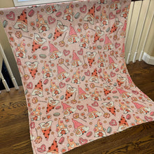 Load image into Gallery viewer, Blanket - Gnomes Cake Pop
