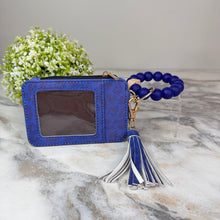 Load image into Gallery viewer, Bracelet Keychain &amp; Card Holder Wallet - Animal Print
