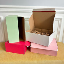 Load image into Gallery viewer, Gift Box with Crinkle Paper - Mint
