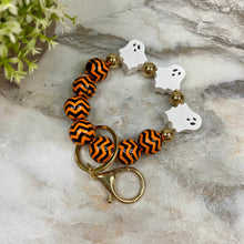 Load image into Gallery viewer, Wood Bracelet Keychain - Halloween - Ghost Orange Black Chevron
