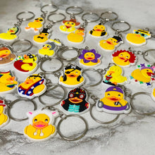 Load image into Gallery viewer, Keychain - Silicone - Ducks
