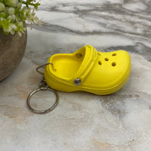 Load image into Gallery viewer, Keychain - Silicone - Shoes
