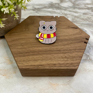 Pin - Magic Cat Yellow Red Grey