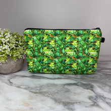 Load image into Gallery viewer, Pouch - Animal, Frog Green Marble
