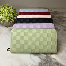 Load image into Gallery viewer, Wallet - Faux Leather - Checkered

