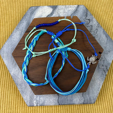 Load image into Gallery viewer, Bracelet Pack - Adjustable String Blue Aqua Turtle
