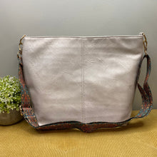 Load image into Gallery viewer, Willow - Shopper Purse
